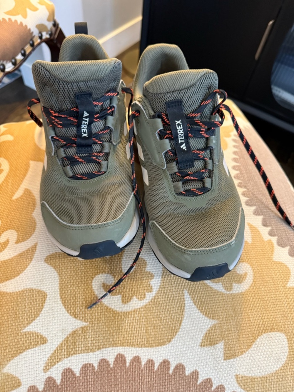 Mens Adidas Trail/Hiking Shoes - Picture 2 of 6